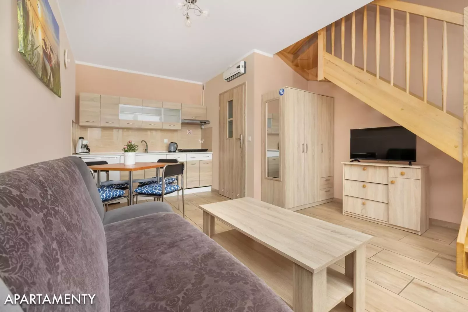 Apartamenty 4-osobowe Niechorze-Living room