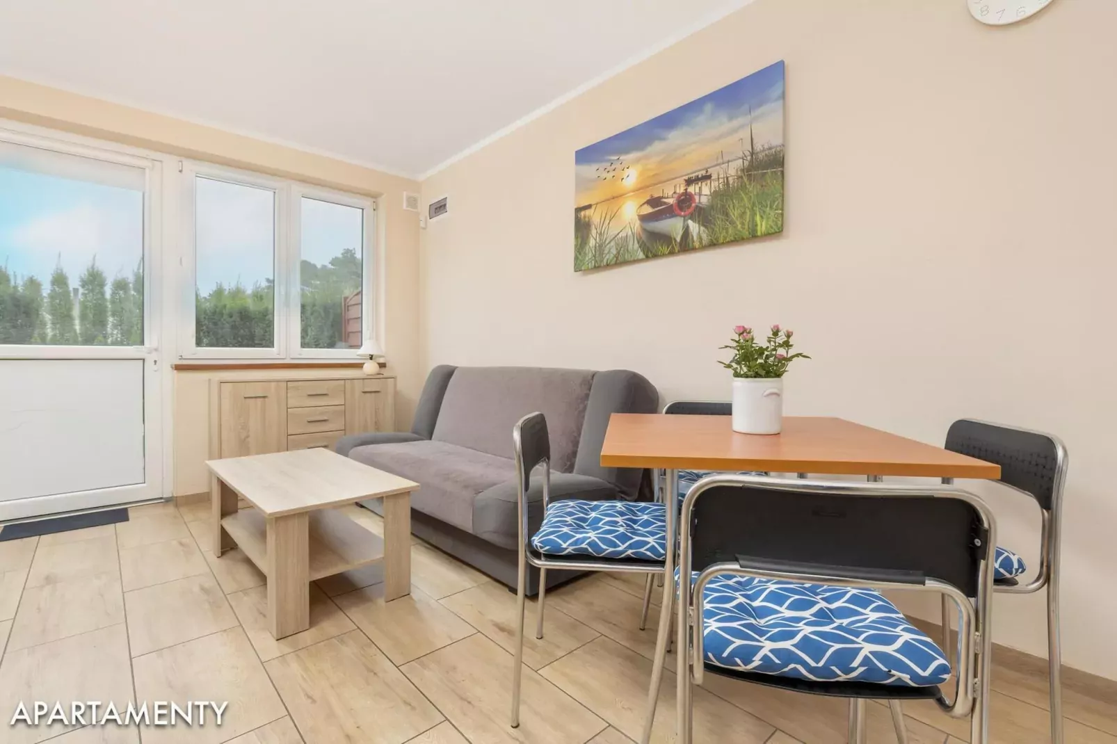 Apartamenty 4-osobowe Niechorze-Living room