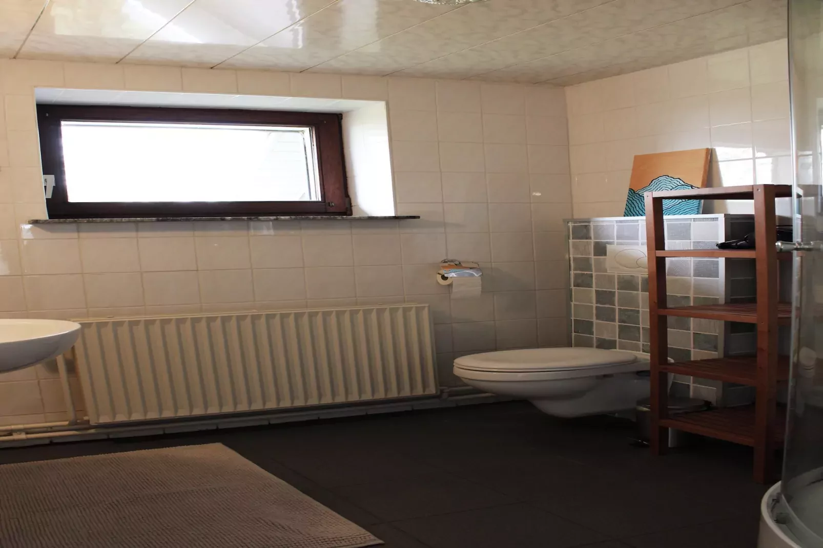 Haus Hunnenberg 2-Bathroom