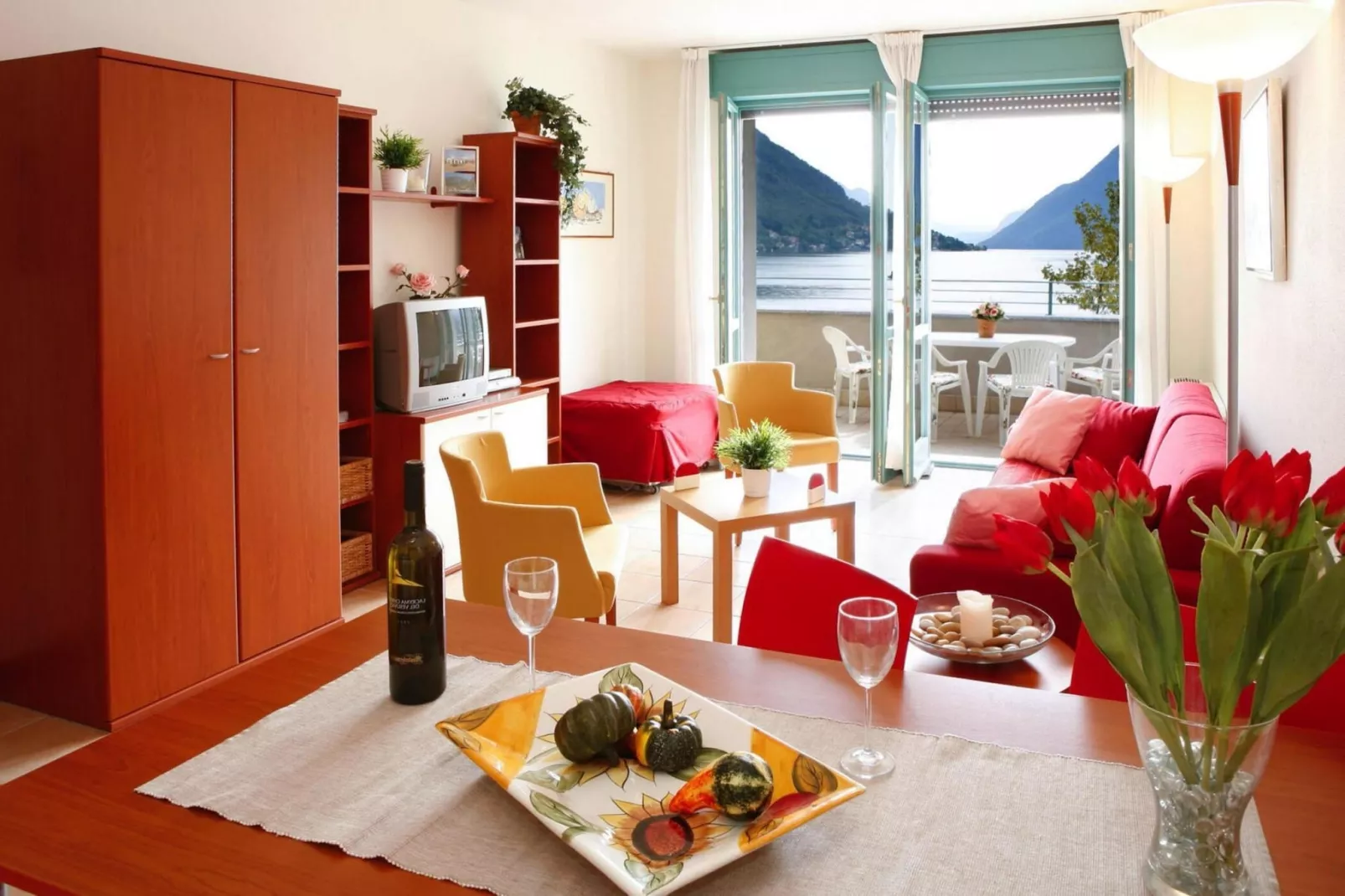 Residence Porto Letizia Porlezza -Villas Studio 4 pax Vista Lago Deluxe VSLD4 Lake View 8214-Living room
