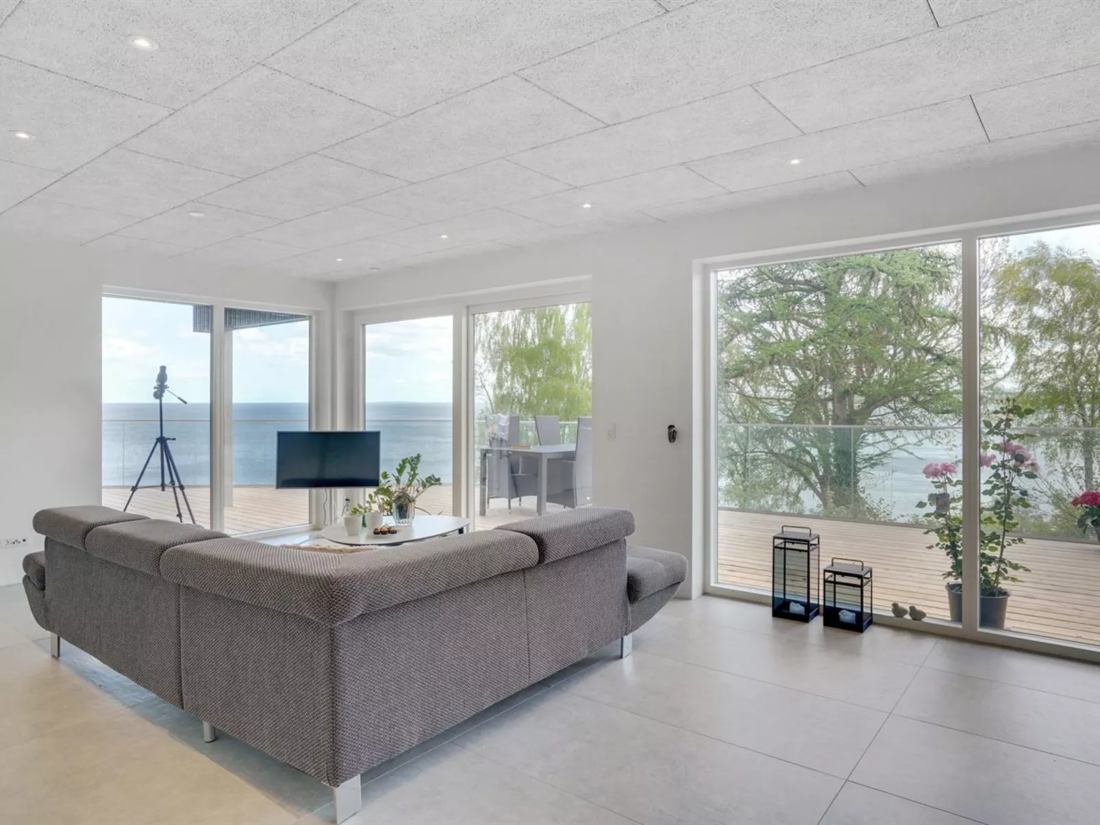 "Amina" - 40m from the sea-Inside
