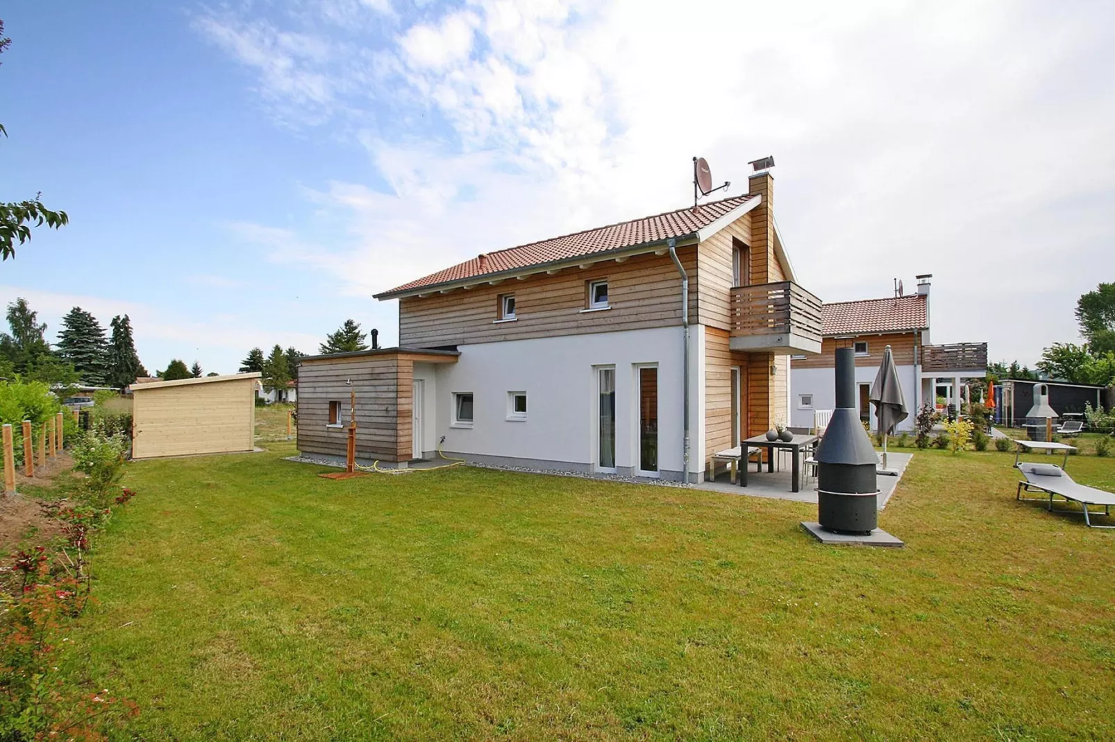Ferienhaus Min Kaat-Exterior summer