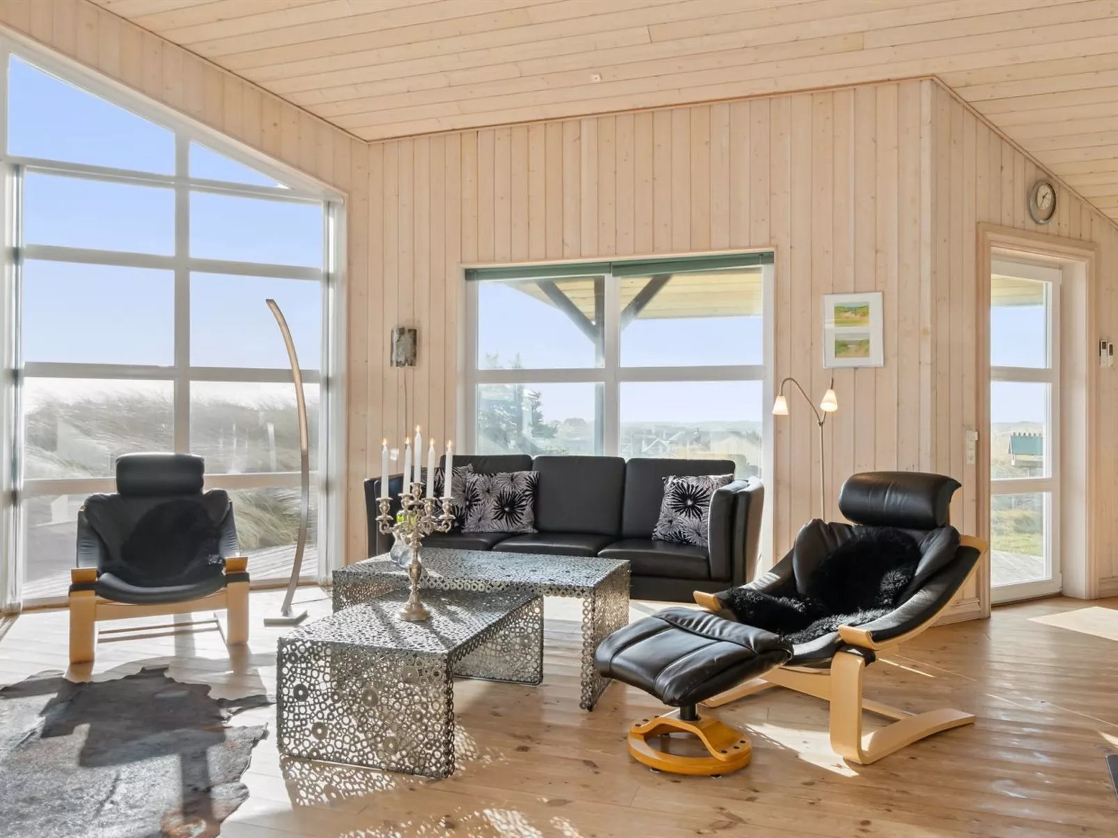 "Tahnee" - 450m from the sea-Inside