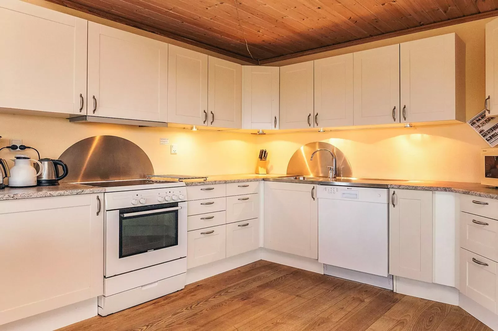 8 person holiday home in Vestervig-By Traum