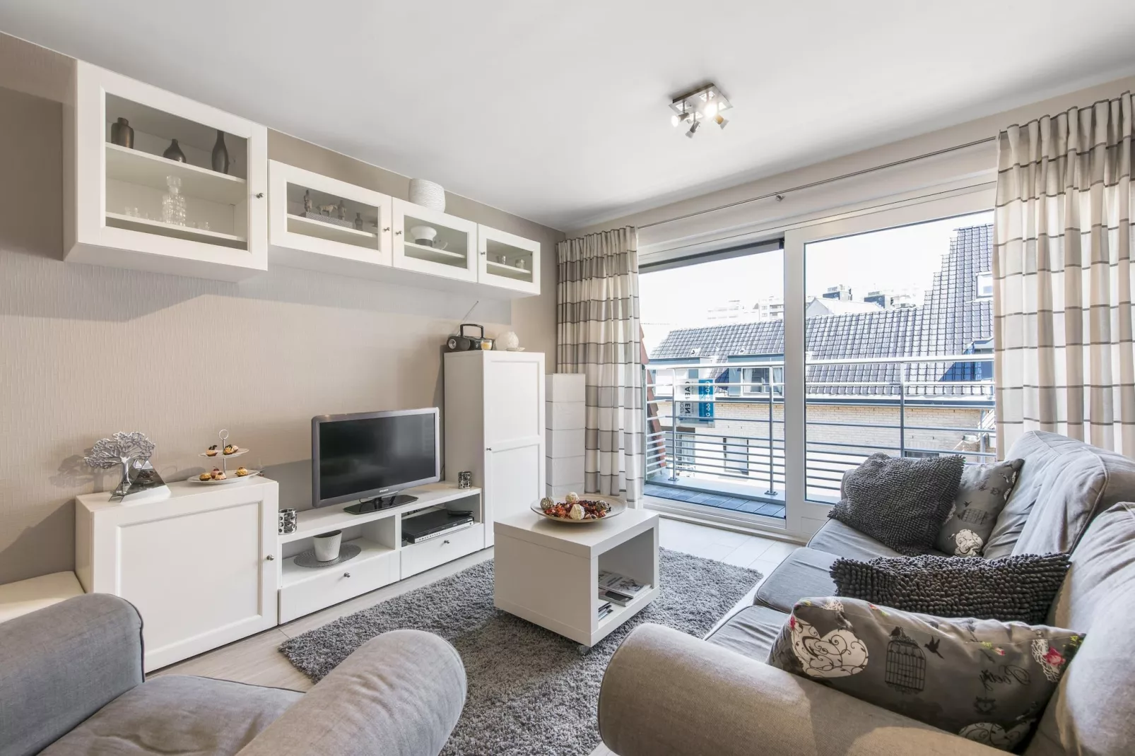 Nouvella 301-Living room