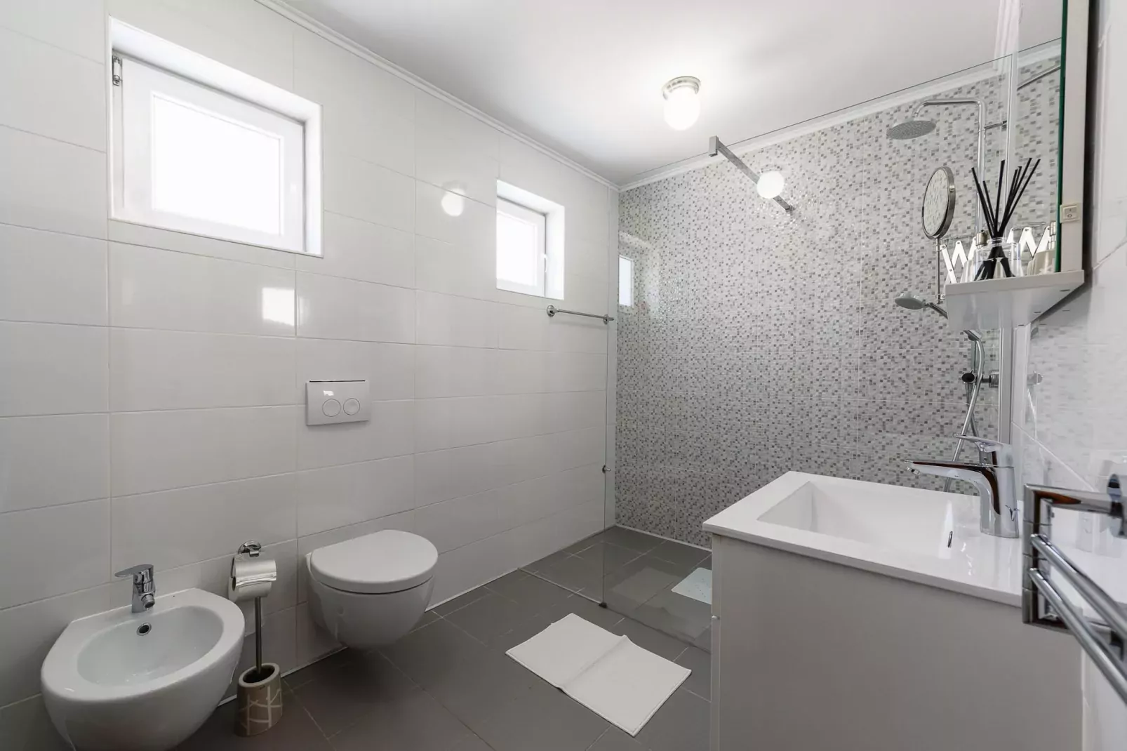 Villa Gigi-Bathroom