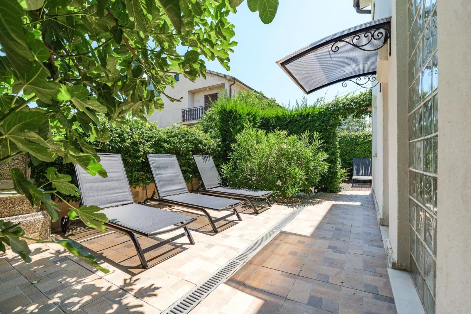 Villa Gigi-Terrace balcony