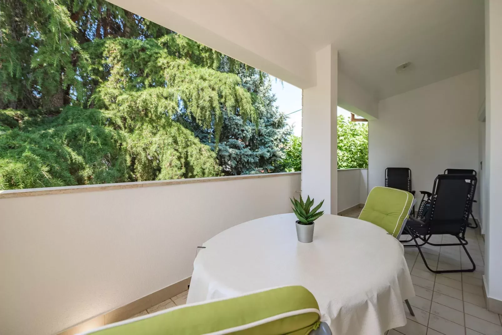 Villa Gigi-Terrace balcony