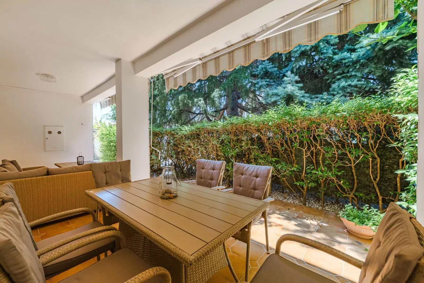 Villa Gigi-Terrace balcony