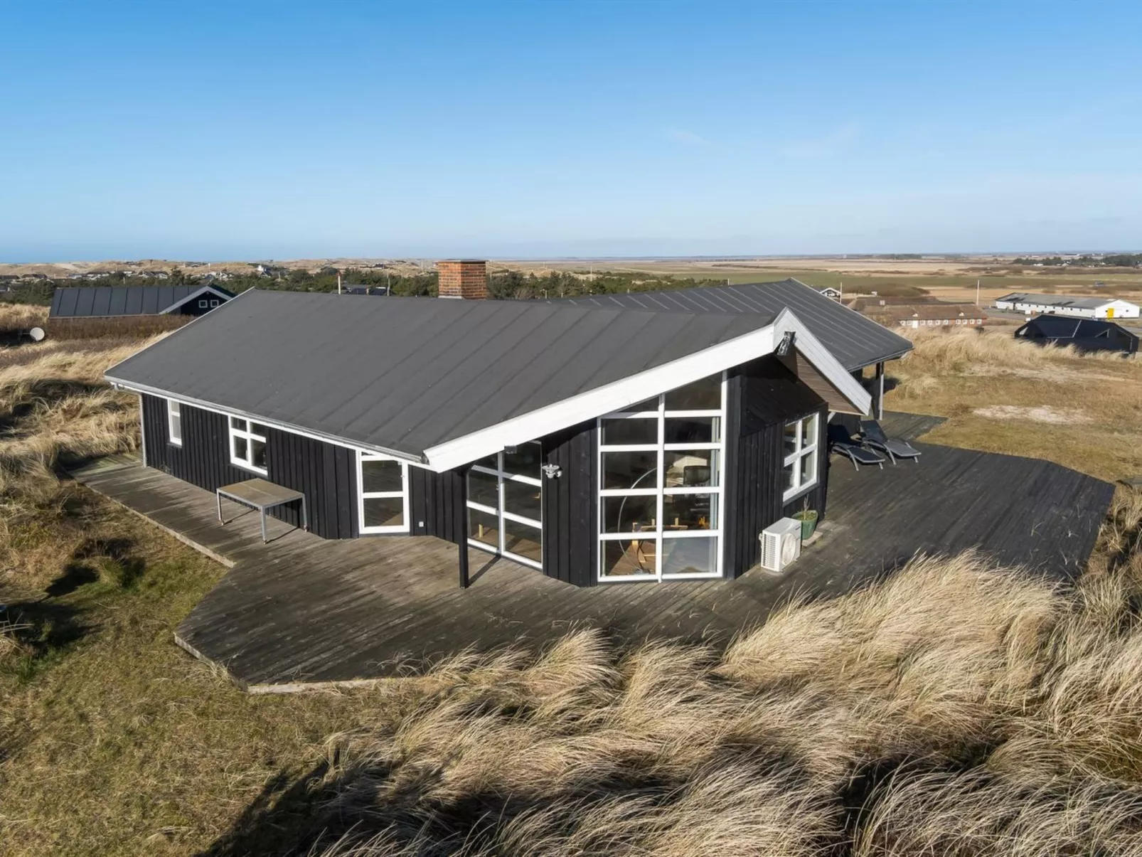 "Tahnee" - 450m from the sea-Outside