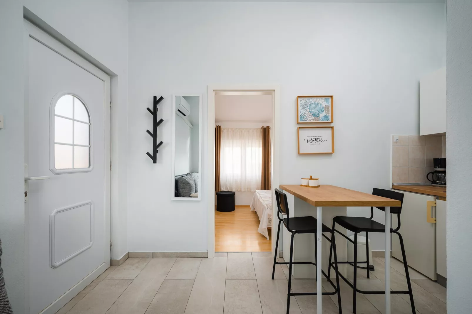 Charming Apartment Rose II-Dining room