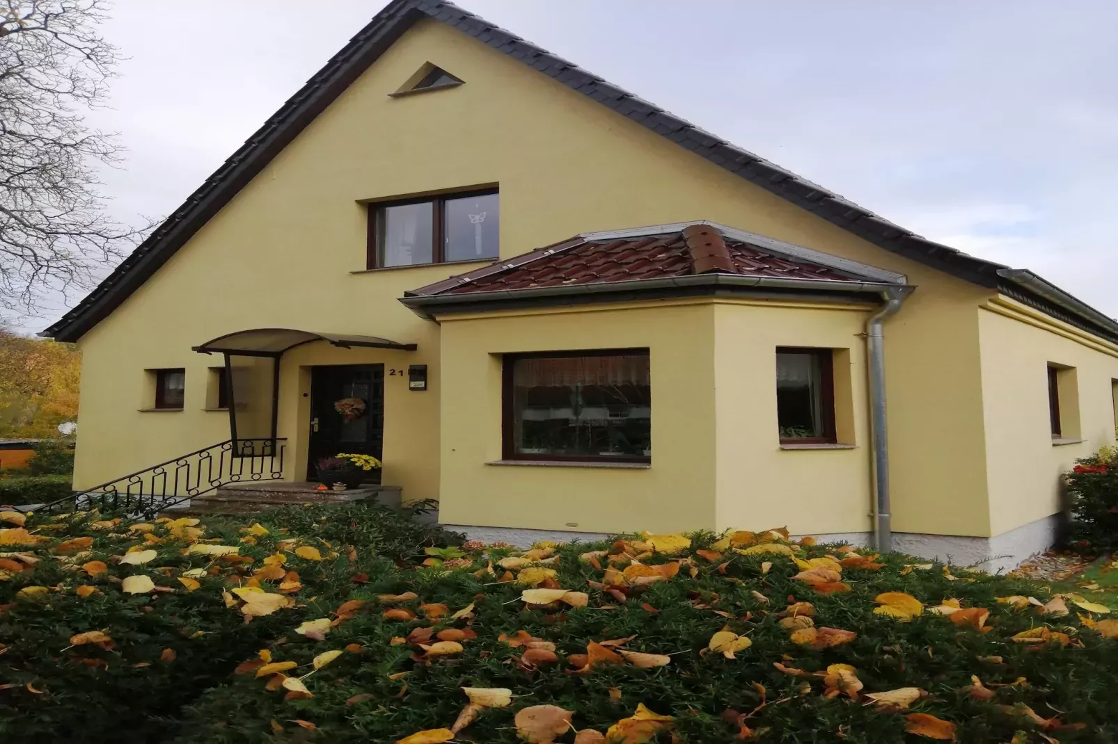 Karins Ferienwohnung-Außenbereich Sommer