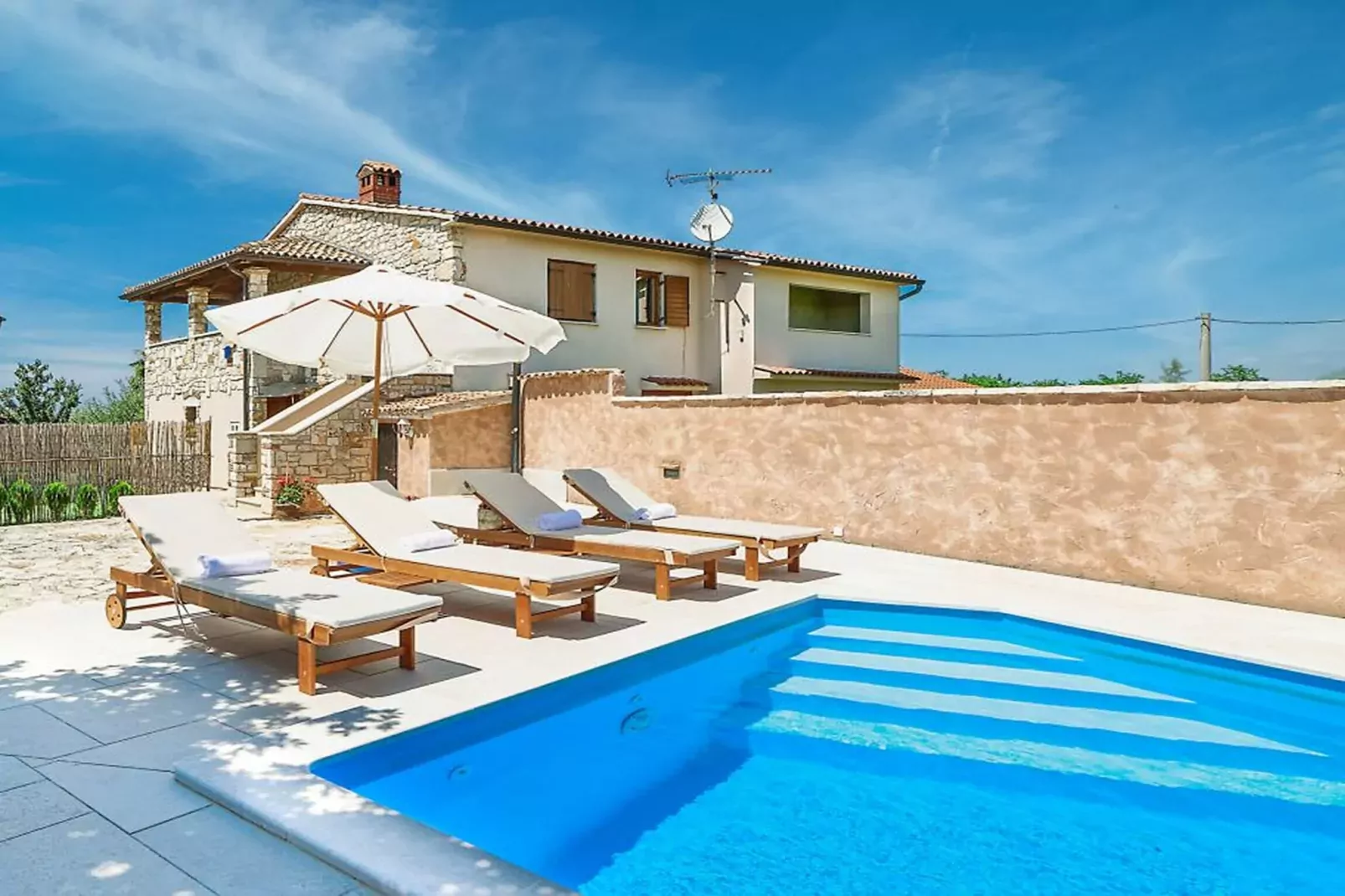 Casa Barbici-Piscine