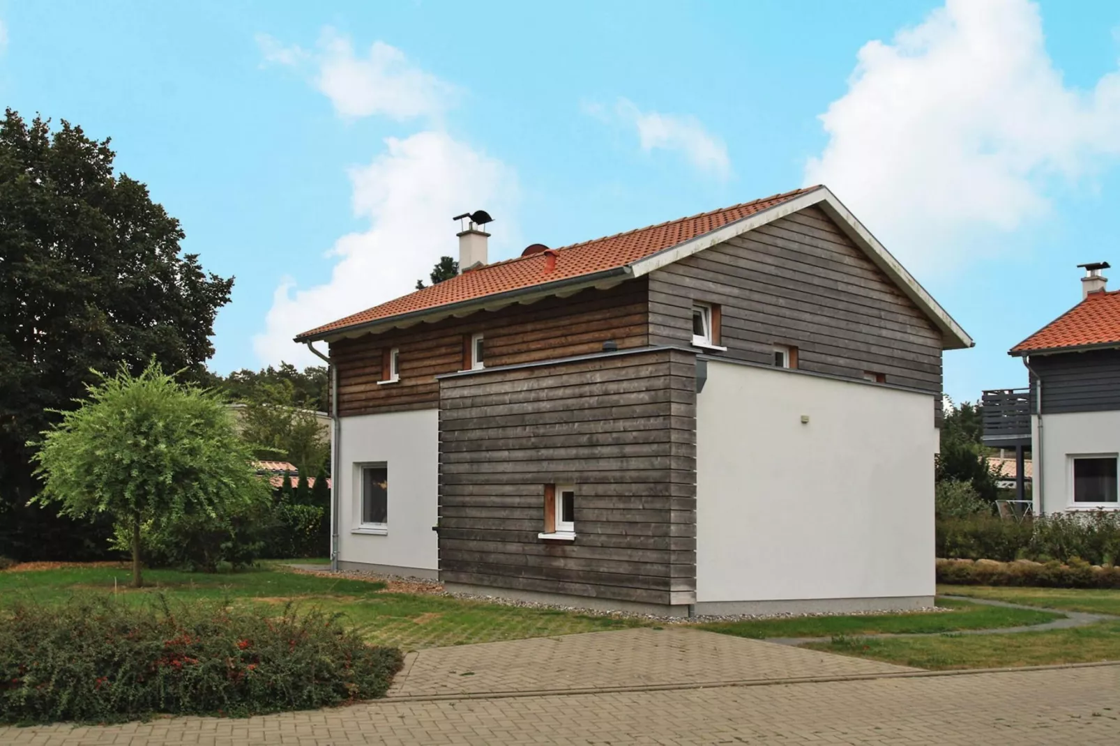 Ferienhaus An de Linn-Exterior summer
