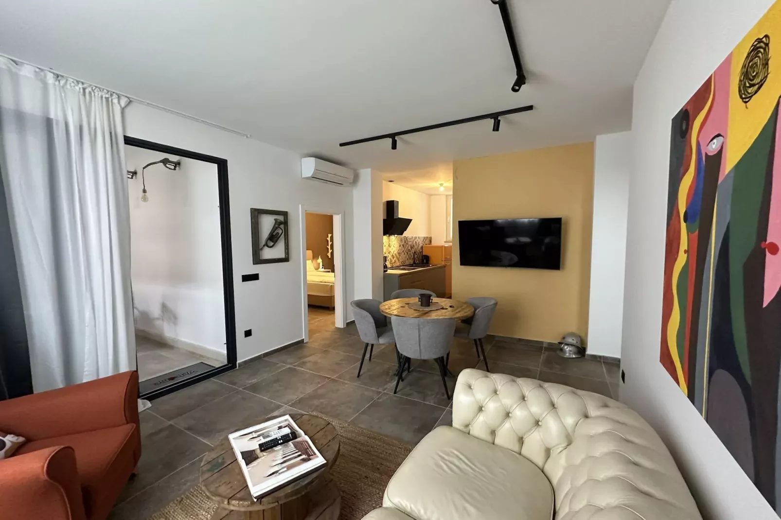 Apartment Urban Living-Wohnzimmer