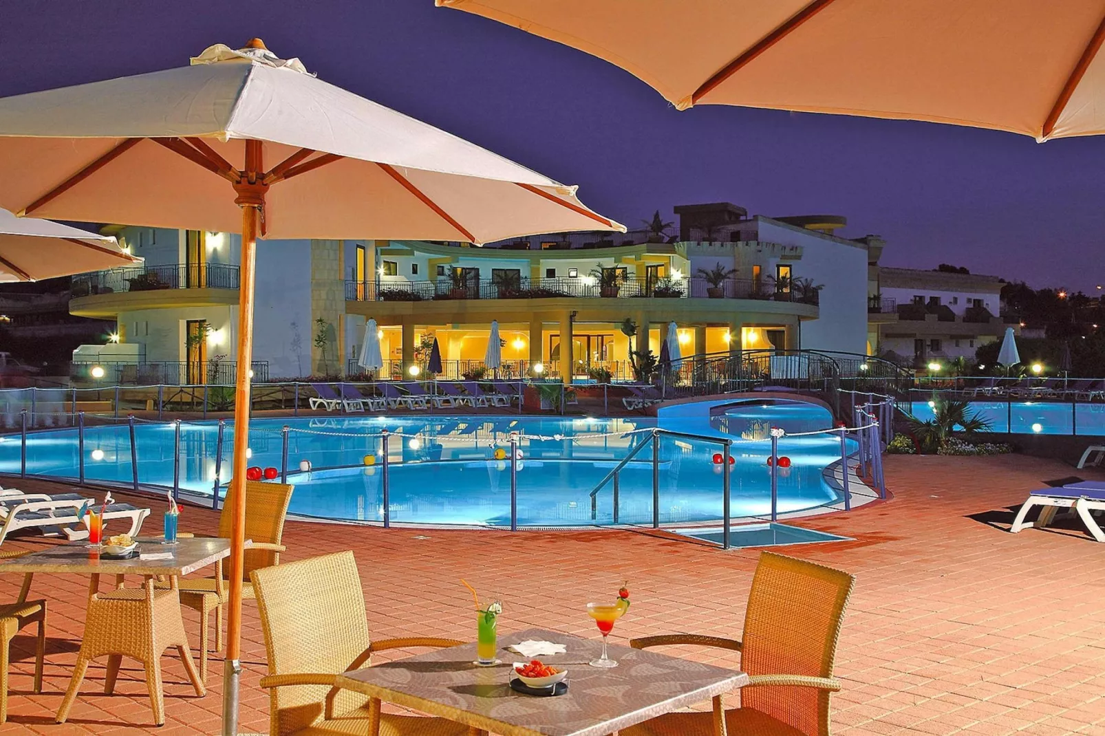 Apartments Dolcestate, Campofelice di Rocce-Bilo 2/4 pax-Pool