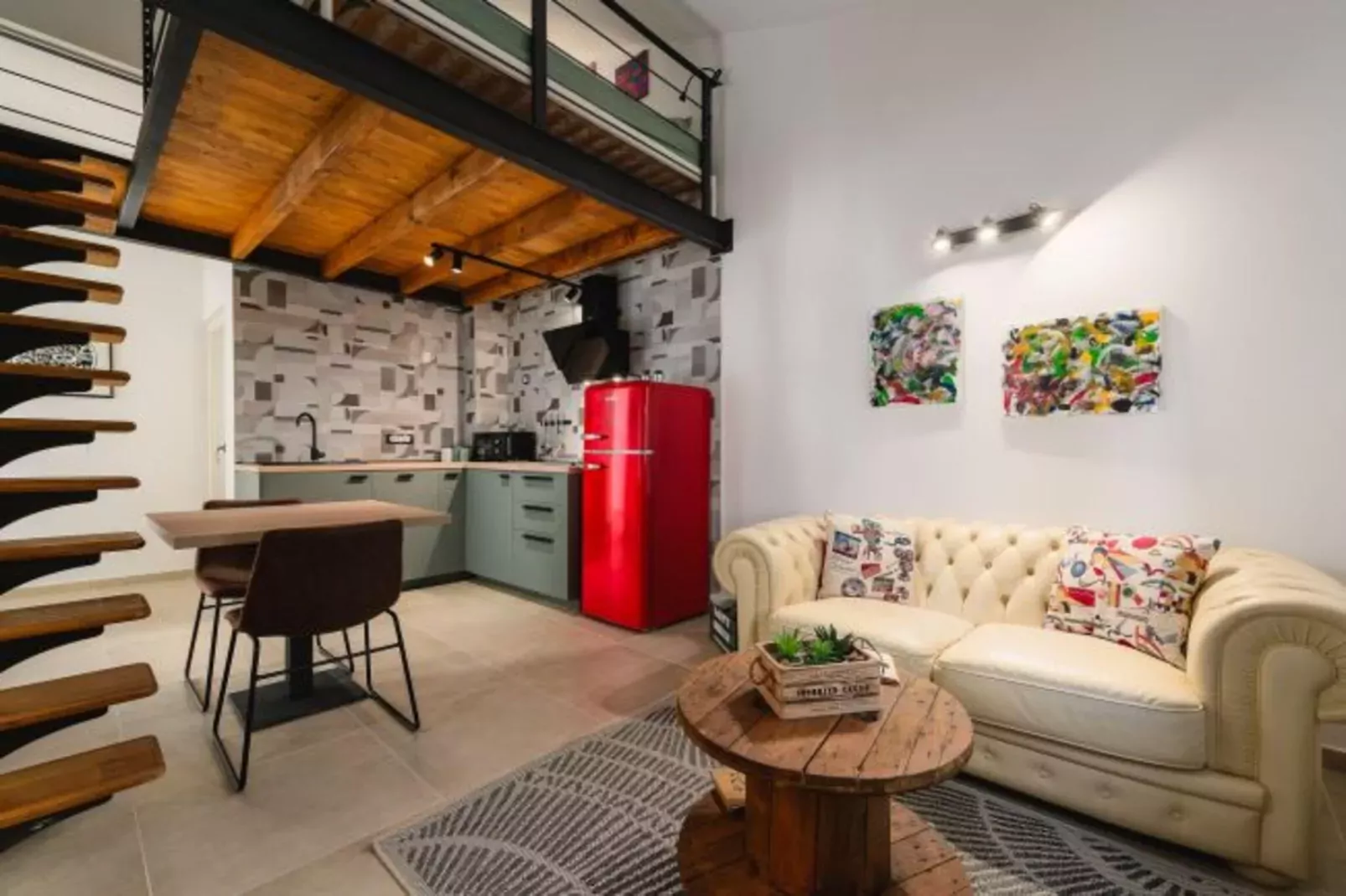 Apartment Urban Living-Wohnzimmer