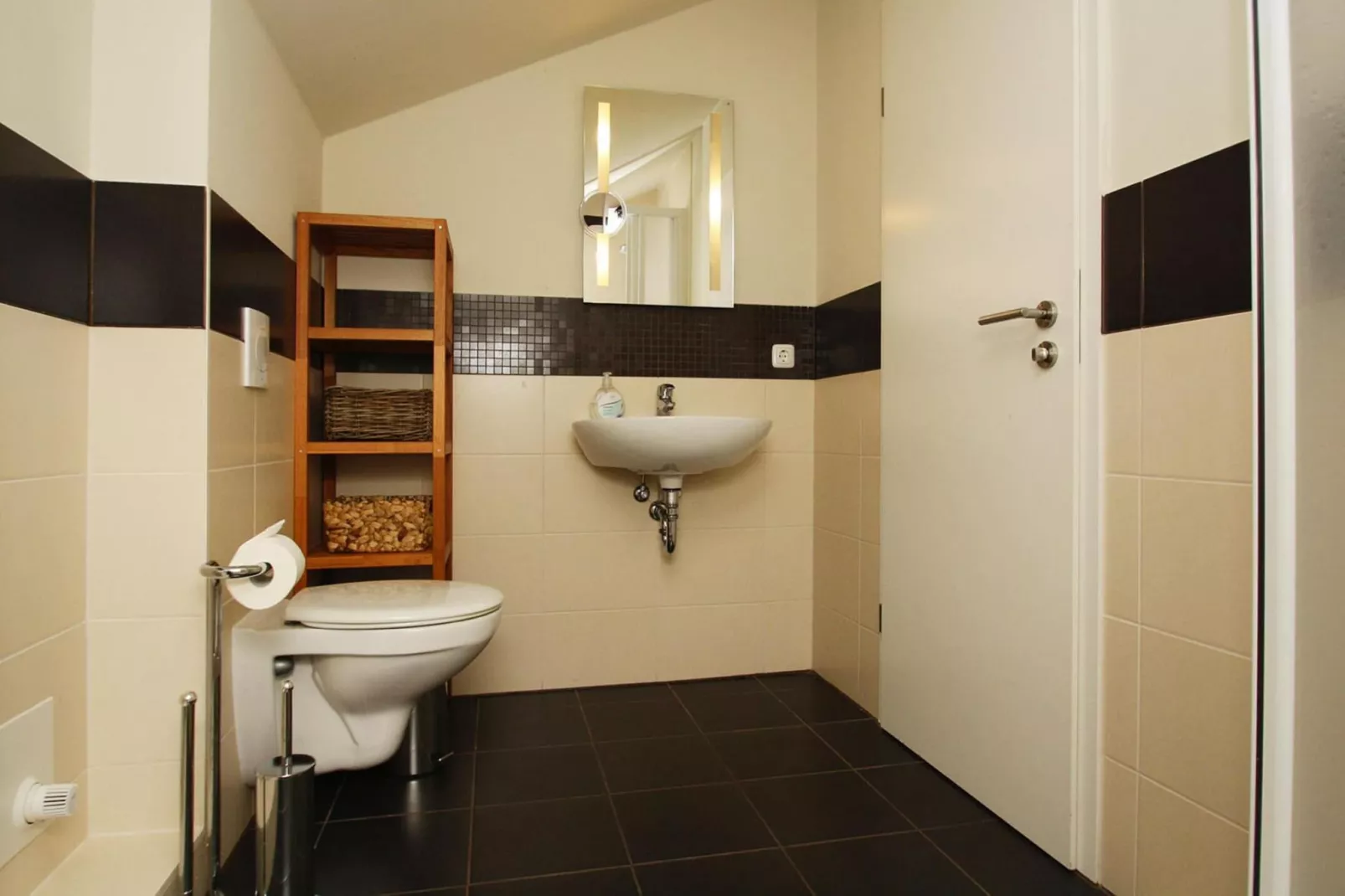 Ferienhaus An de Linn-Bathroom