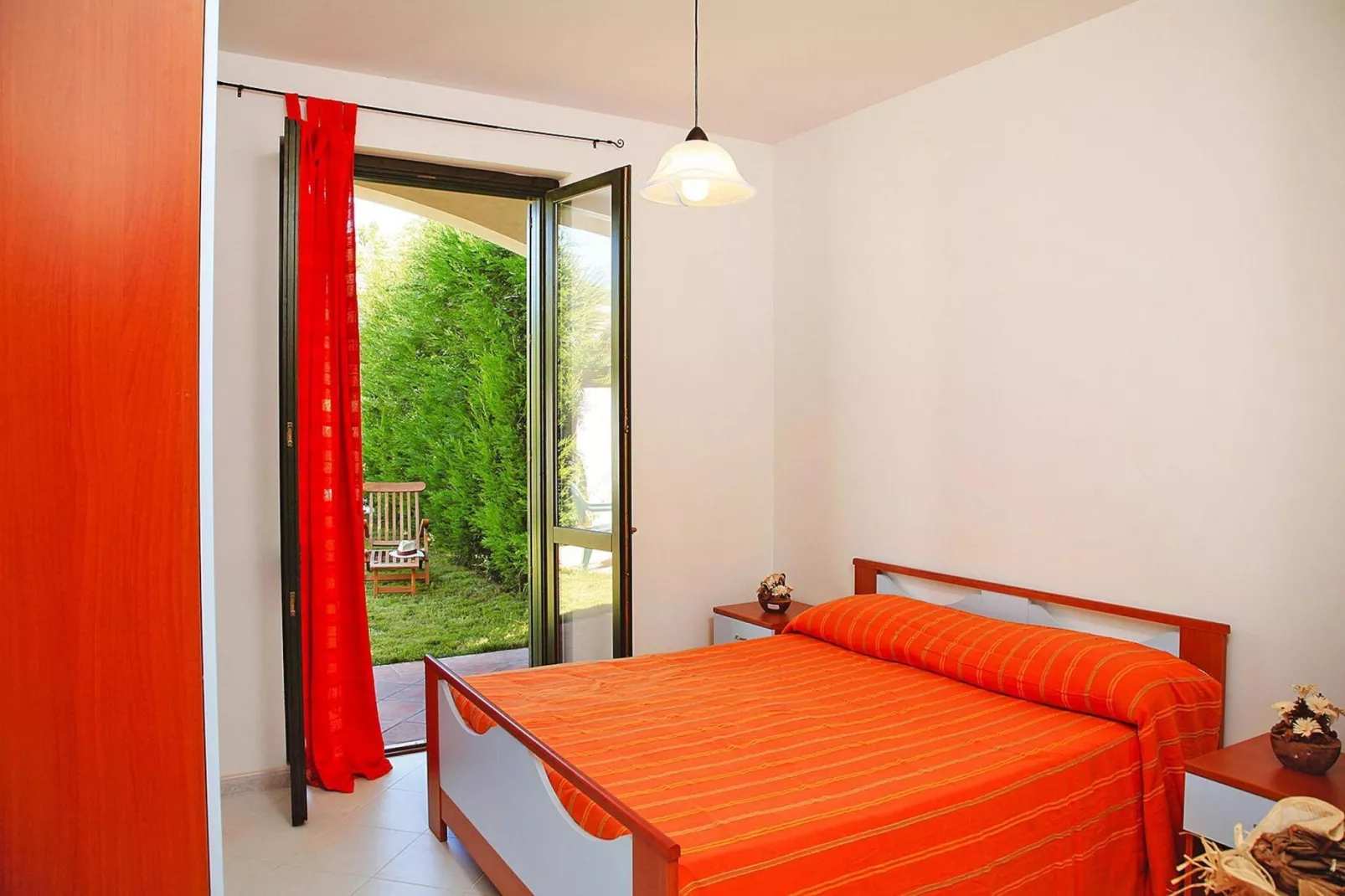 Apartments Dolcestate, Campofelice di Rocce-Bilo 2/4 pax-Bedroom