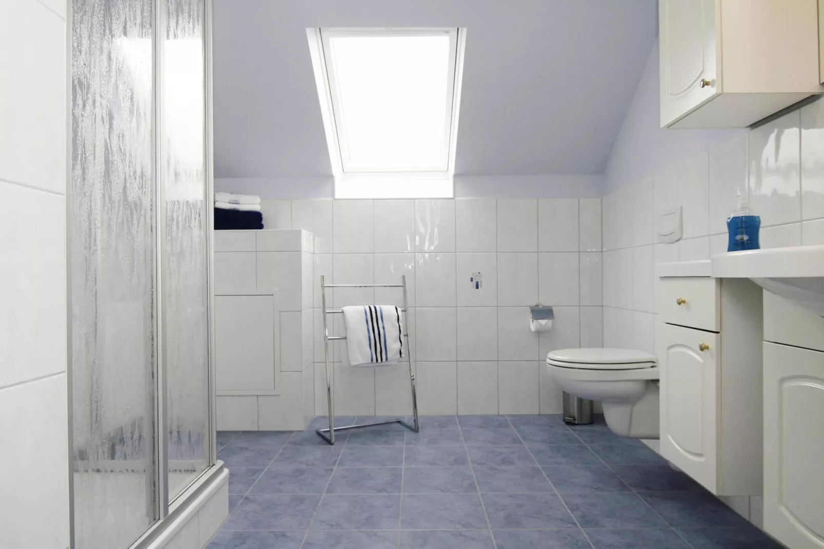 Fewo im OG 180 qm-Bathroom