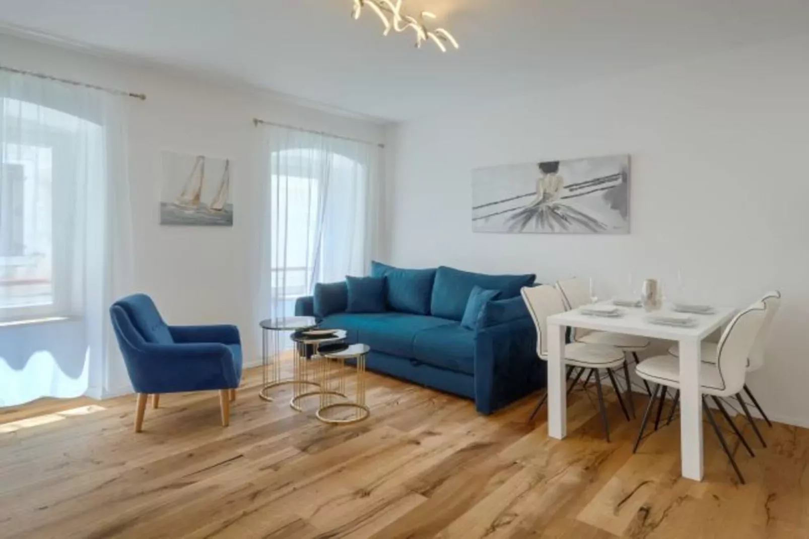 Premium Apartment Noelle-Living room