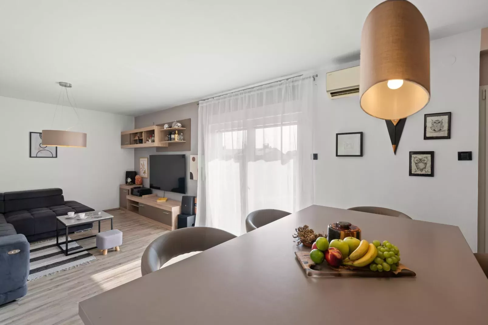 Premium Apartment Noelle-Dining room
