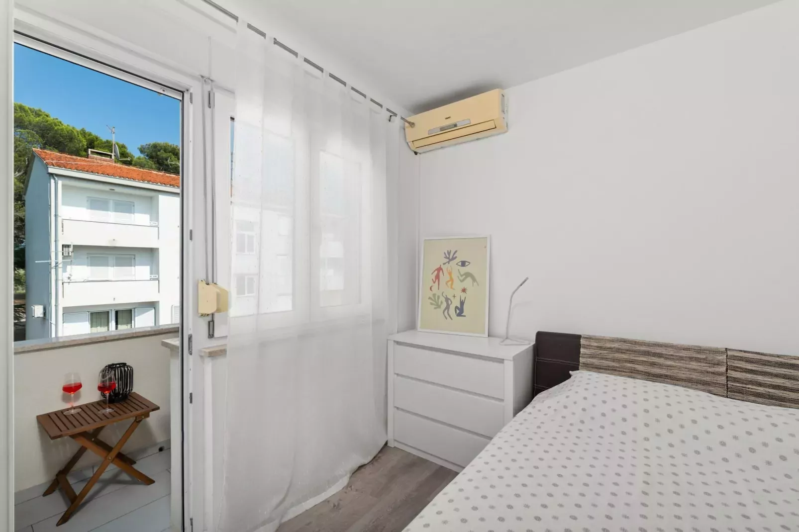 Premium Apartment Noelle-Bedroom
