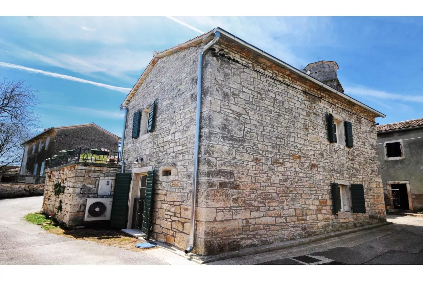 Casa Antignana-Exterior summer