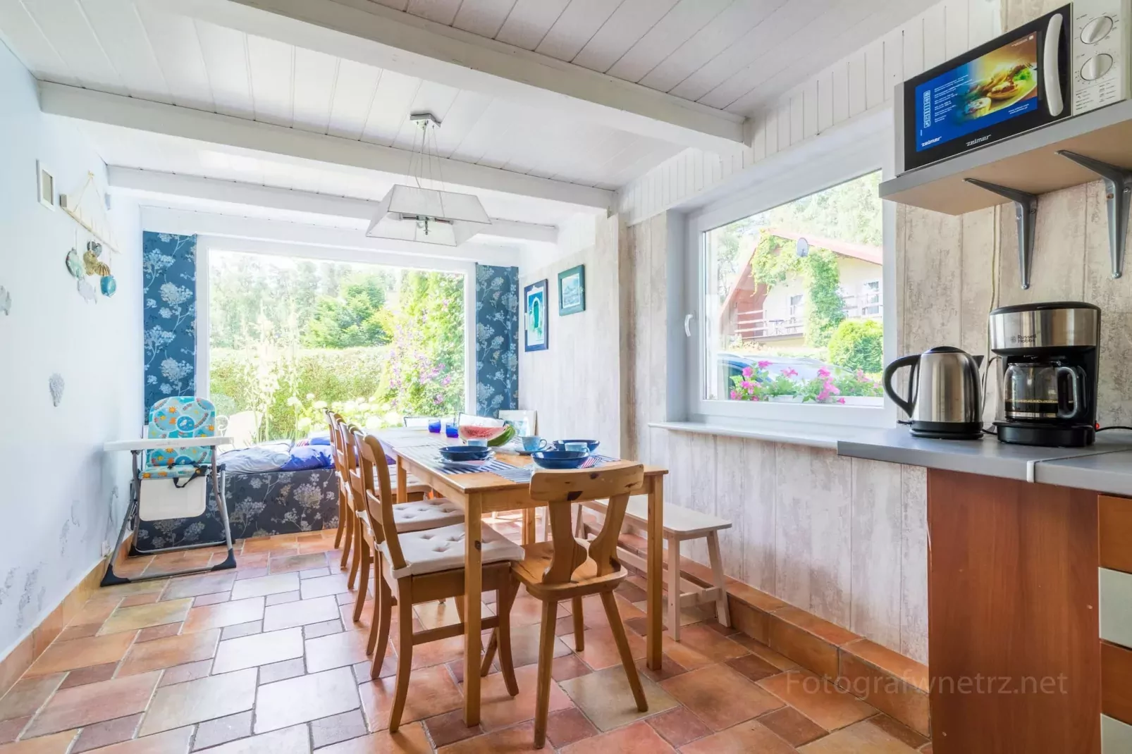 Holiday home Seahorse Rowy-Dining room