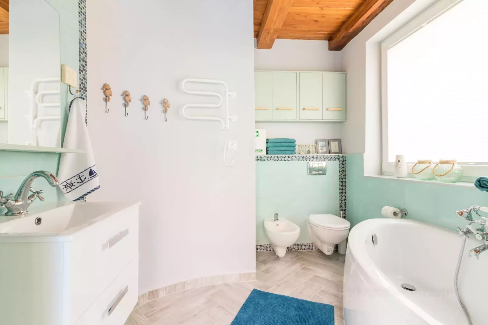 Holiday home Seahorse Rowy-Bathroom