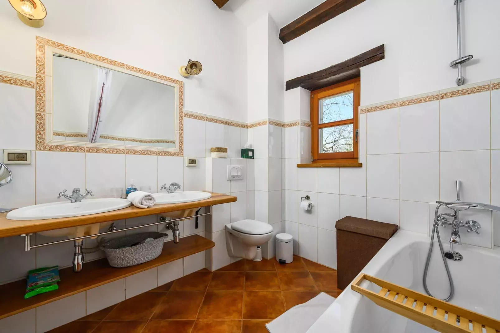 Villa Elaya-Bathroom