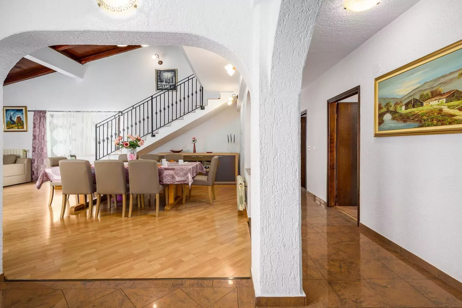 Villa Martimar-Esszimmer