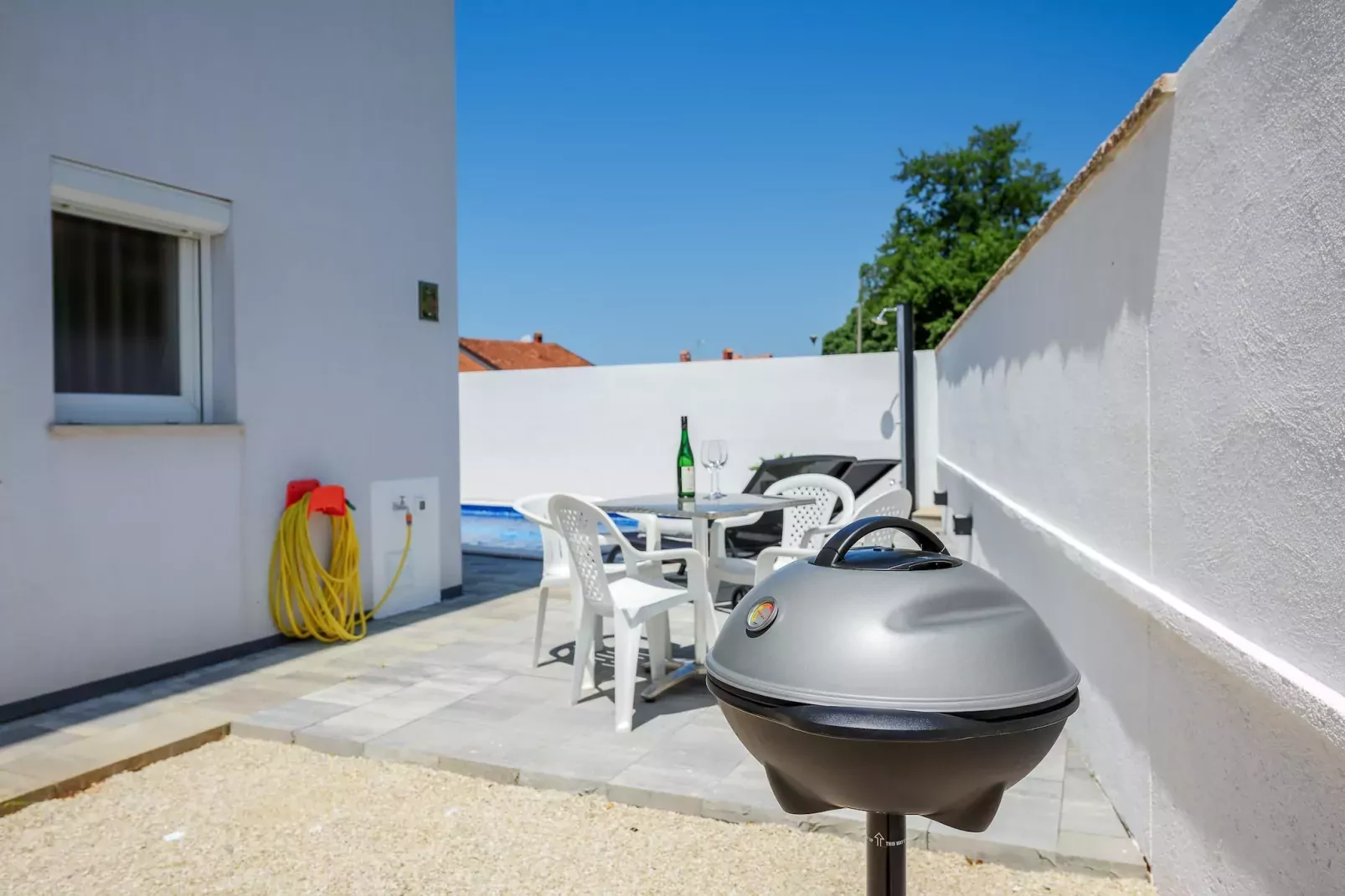 Apartment Vedran with heated pool, near Porec-Terrace balcony