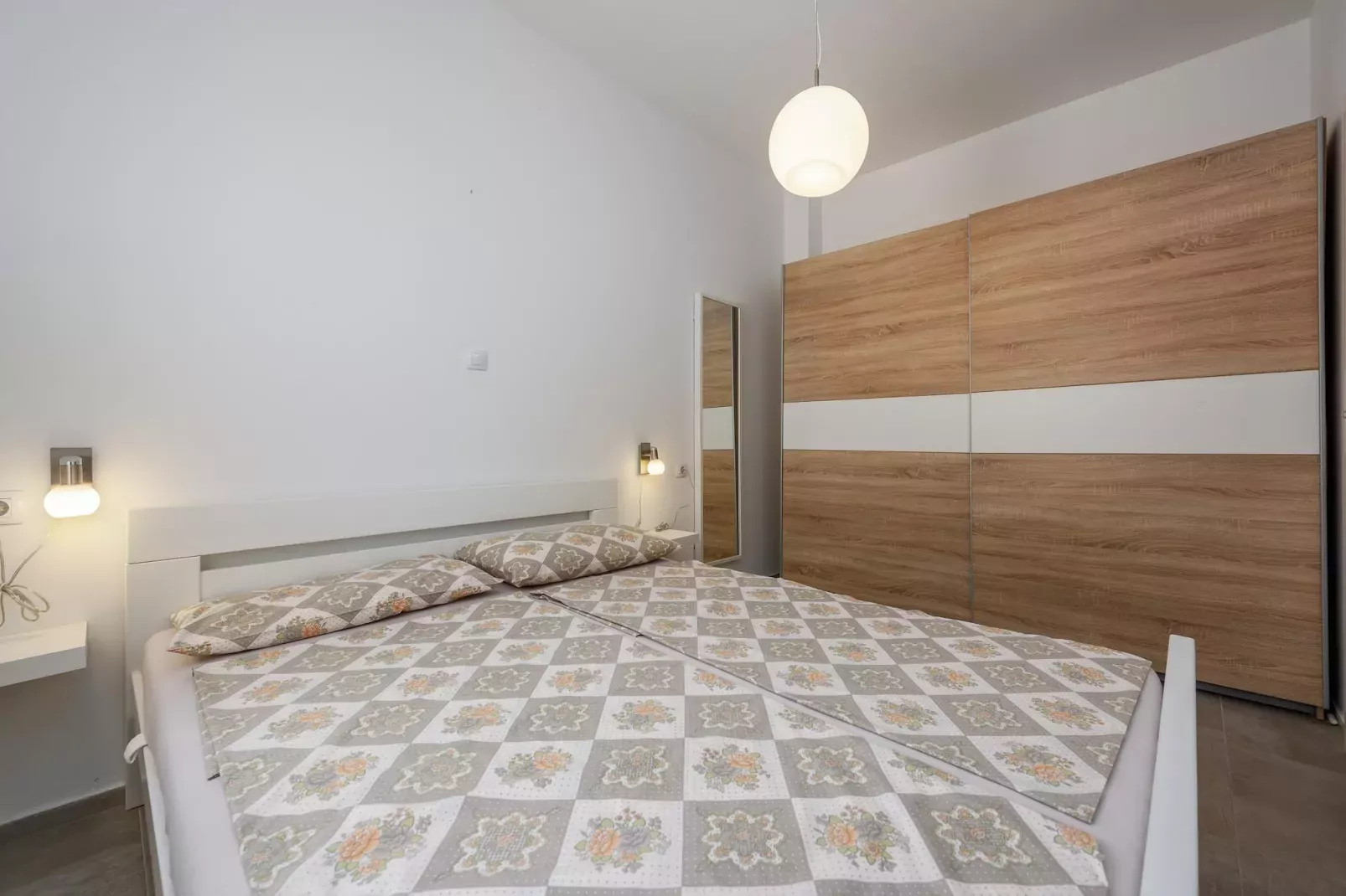 Apartment Vedran with heated pool, near Porec-Bedroom