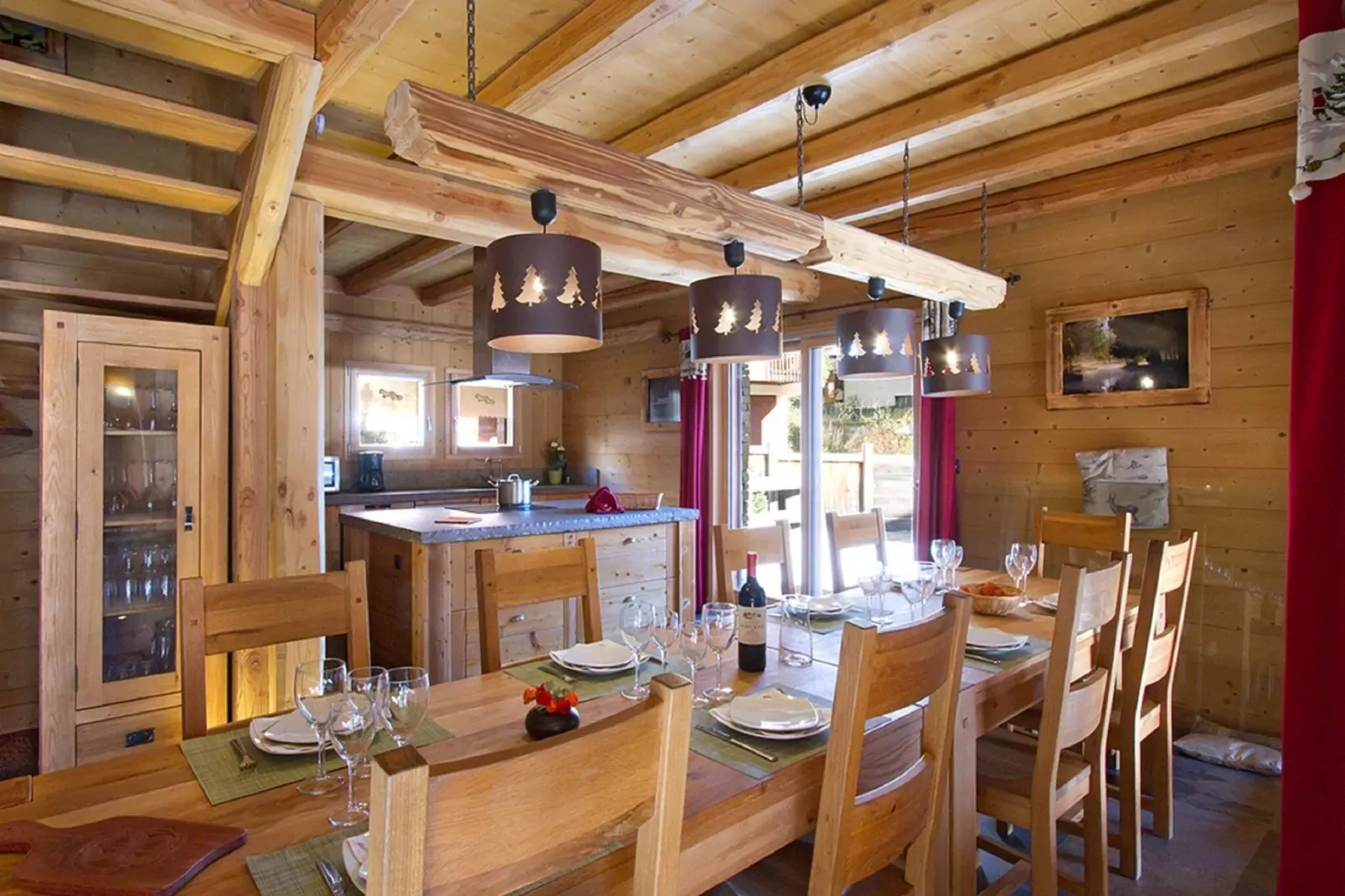 Chalet Le Prestige Lodge-Dining room
