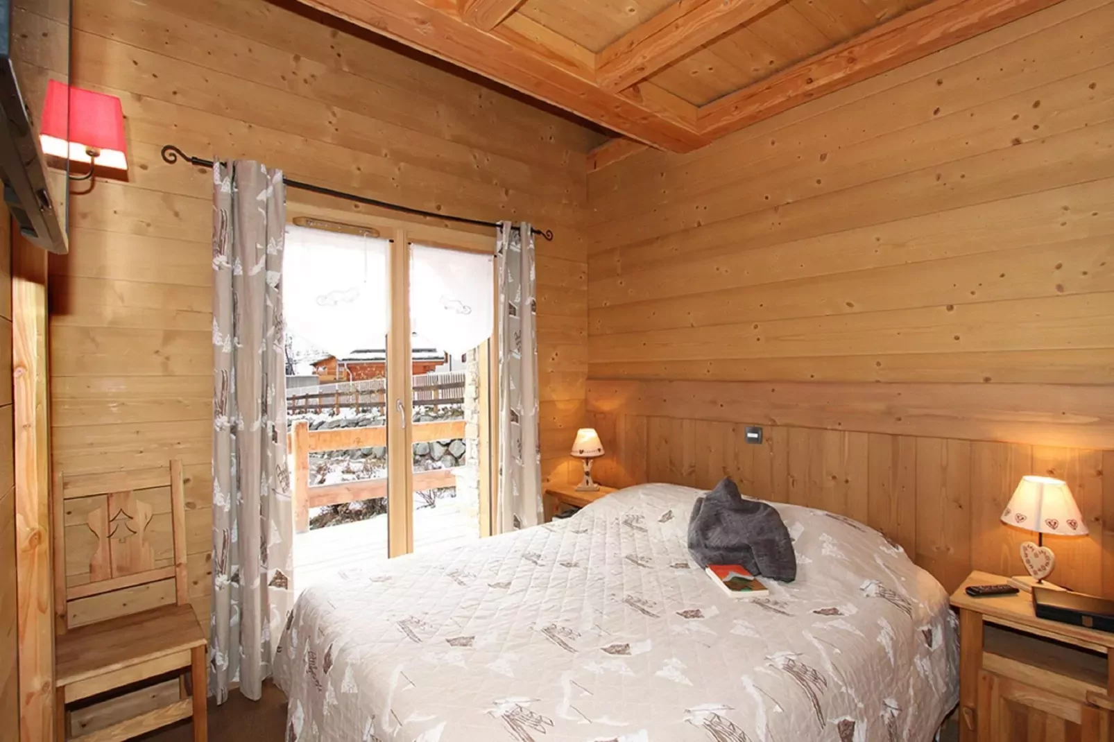 Chalet Le Prestige Lodge-Bedroom