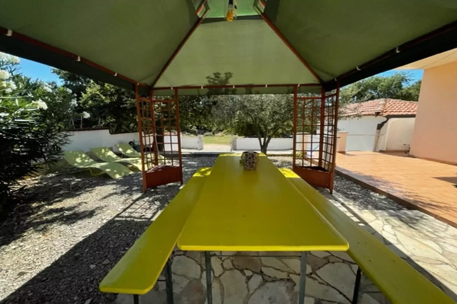 Apartment Panous 2-Terrassenbalkon