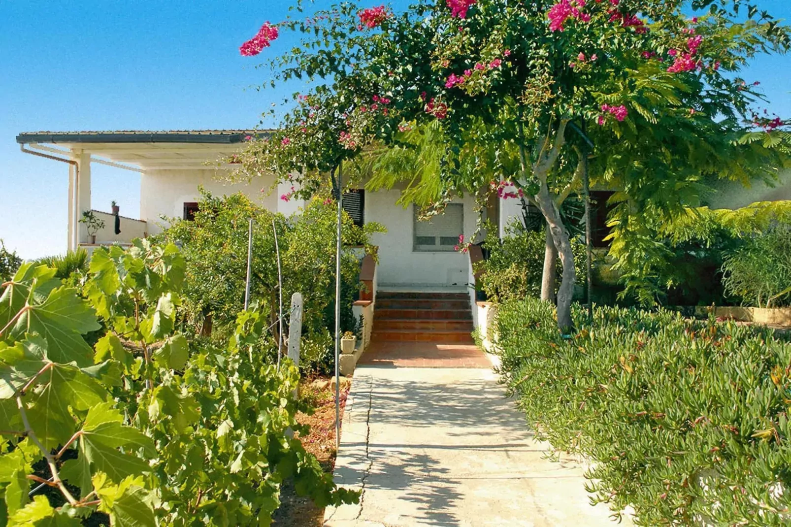 Apartments, Castelvetrano-Il Faro-Exterior summer