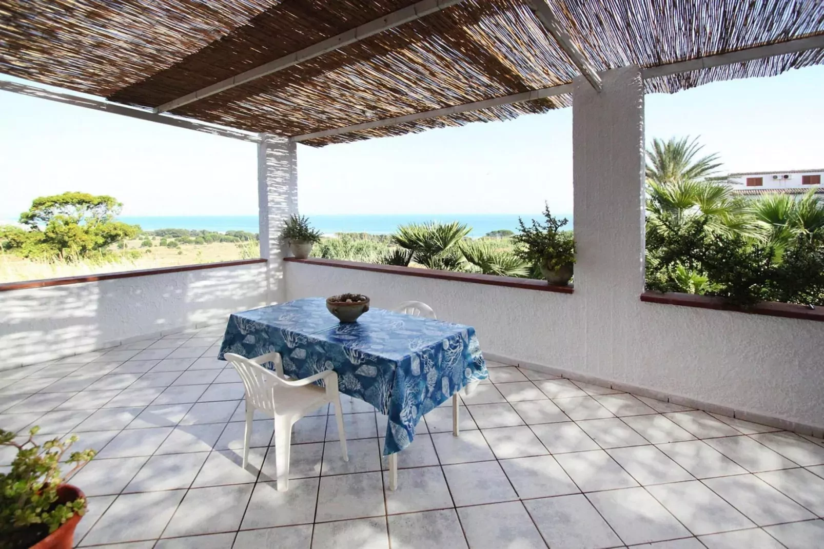 Apartments, Castelvetrano-Trilo La Rosa dei Venti-Terrace balcony