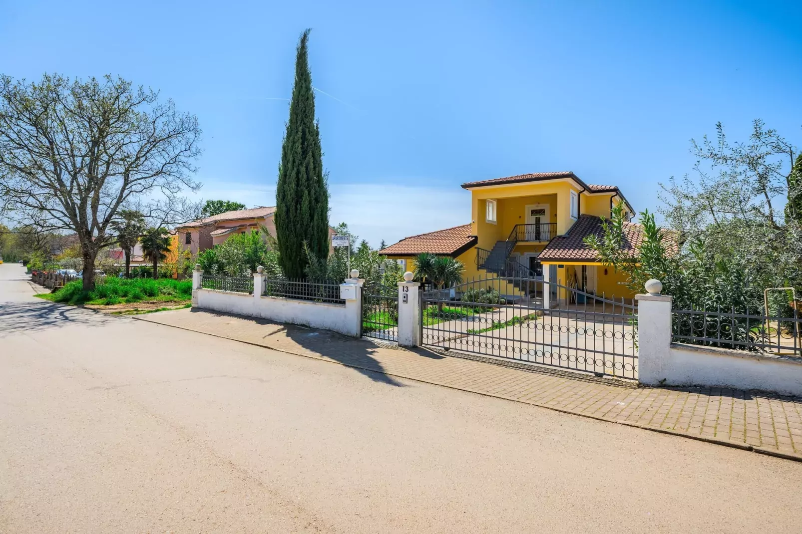 Premium Apartment Muha III-Außenbereich Sommer