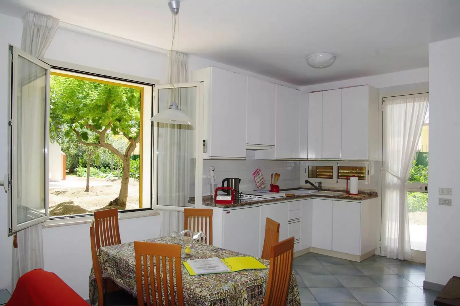 Residence Fontana Barone, Cefalù-Villette-Salle à manger