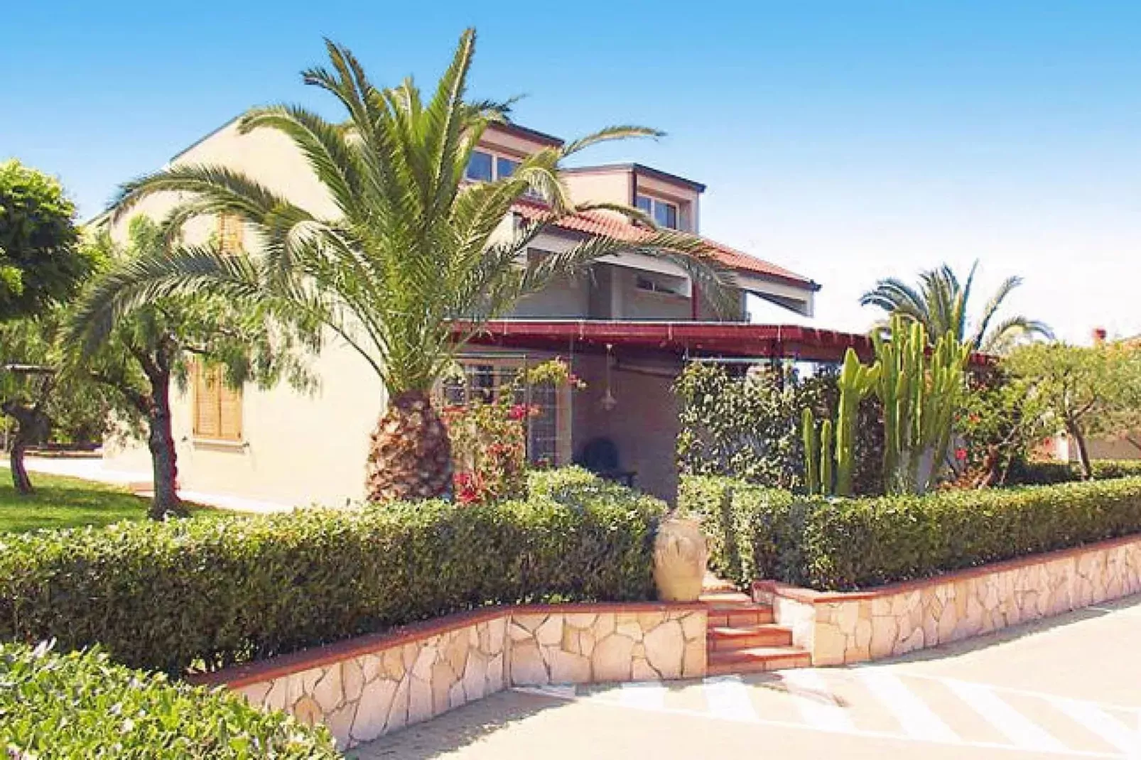 Residence Fontana Barone, Cefalù-Villette-Extérieur été