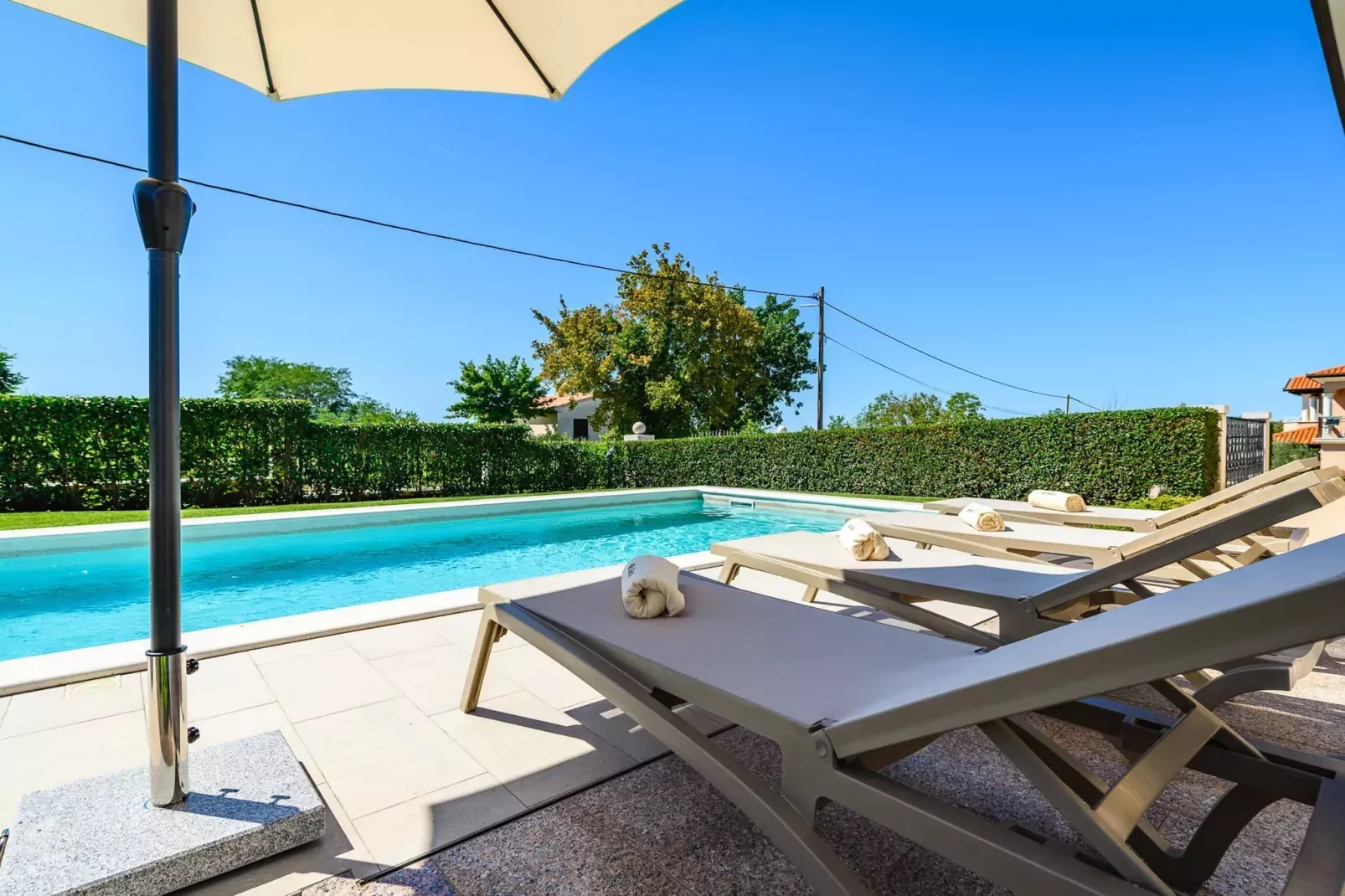 Premium Apartment Silvia II with private pool-Pool