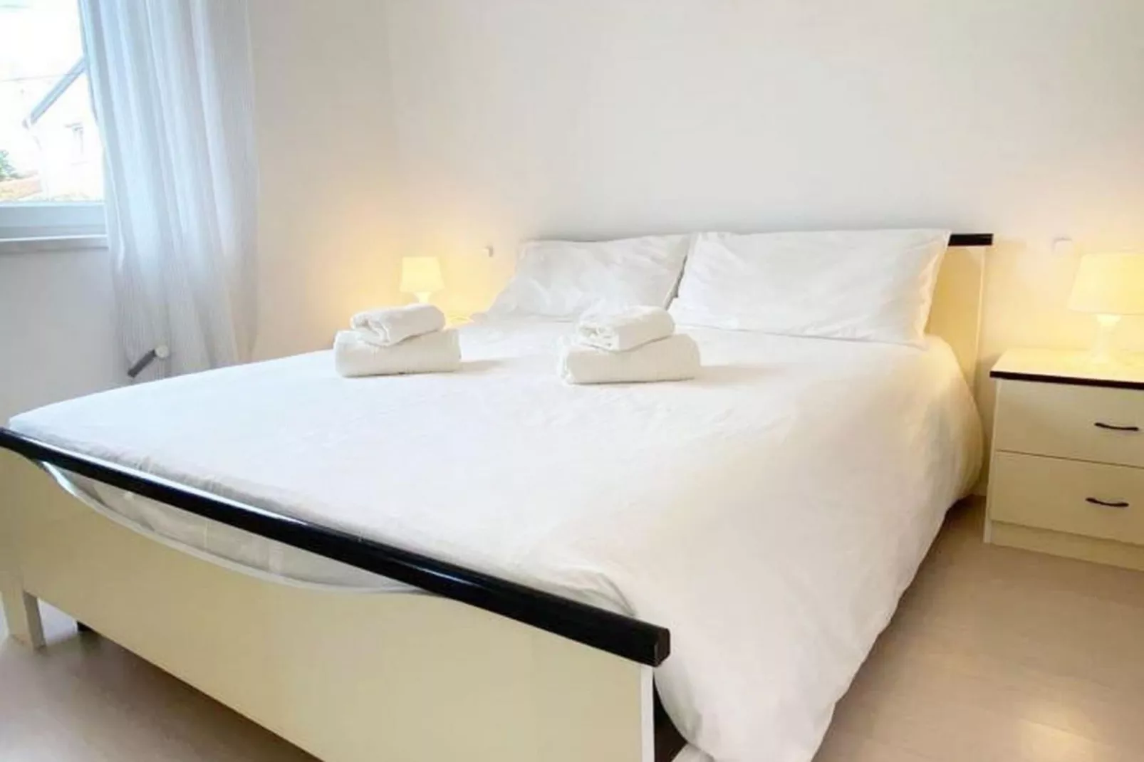 Apartment Rosa-Bedroom
