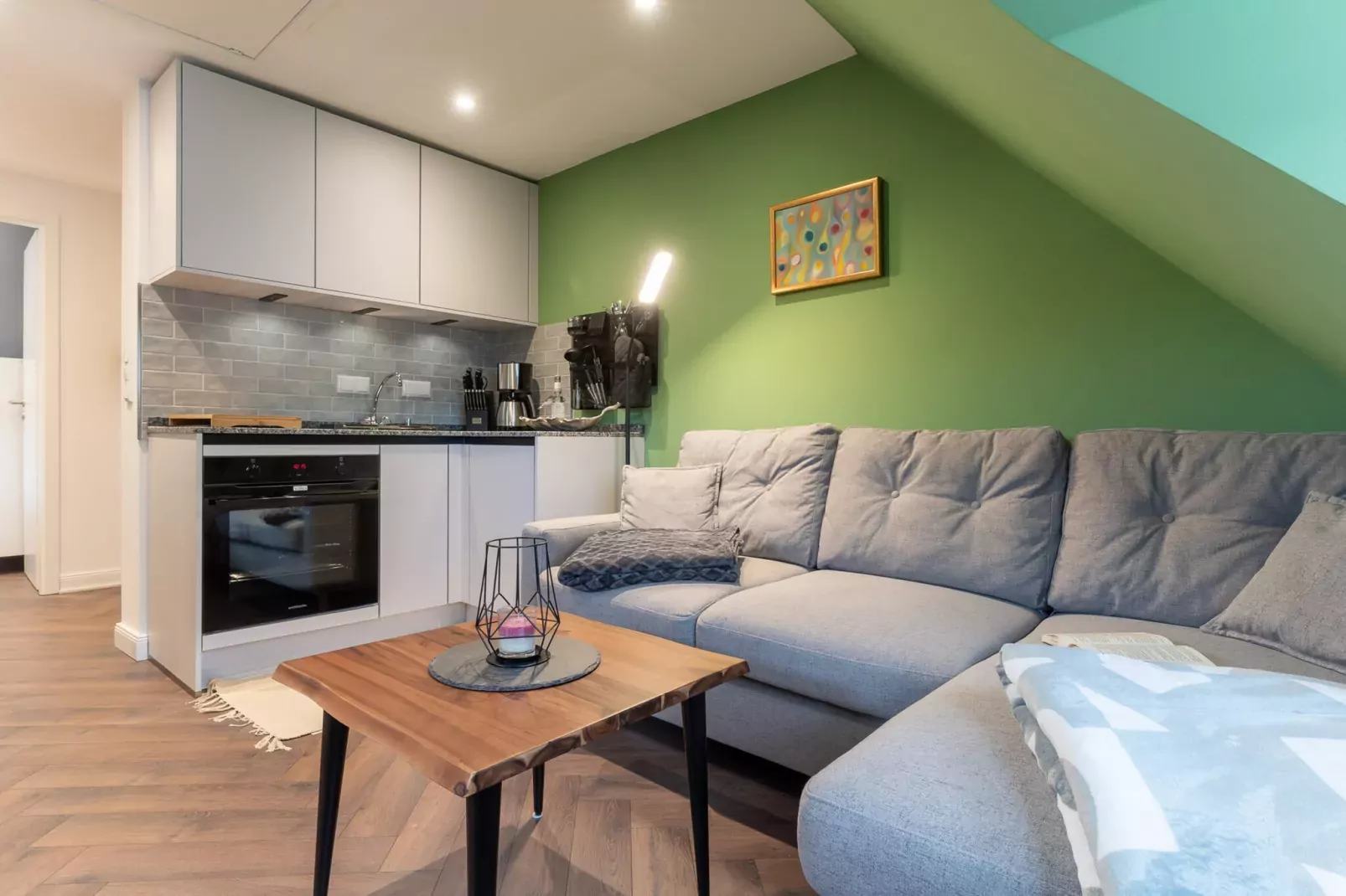 Black Pearl-Living room