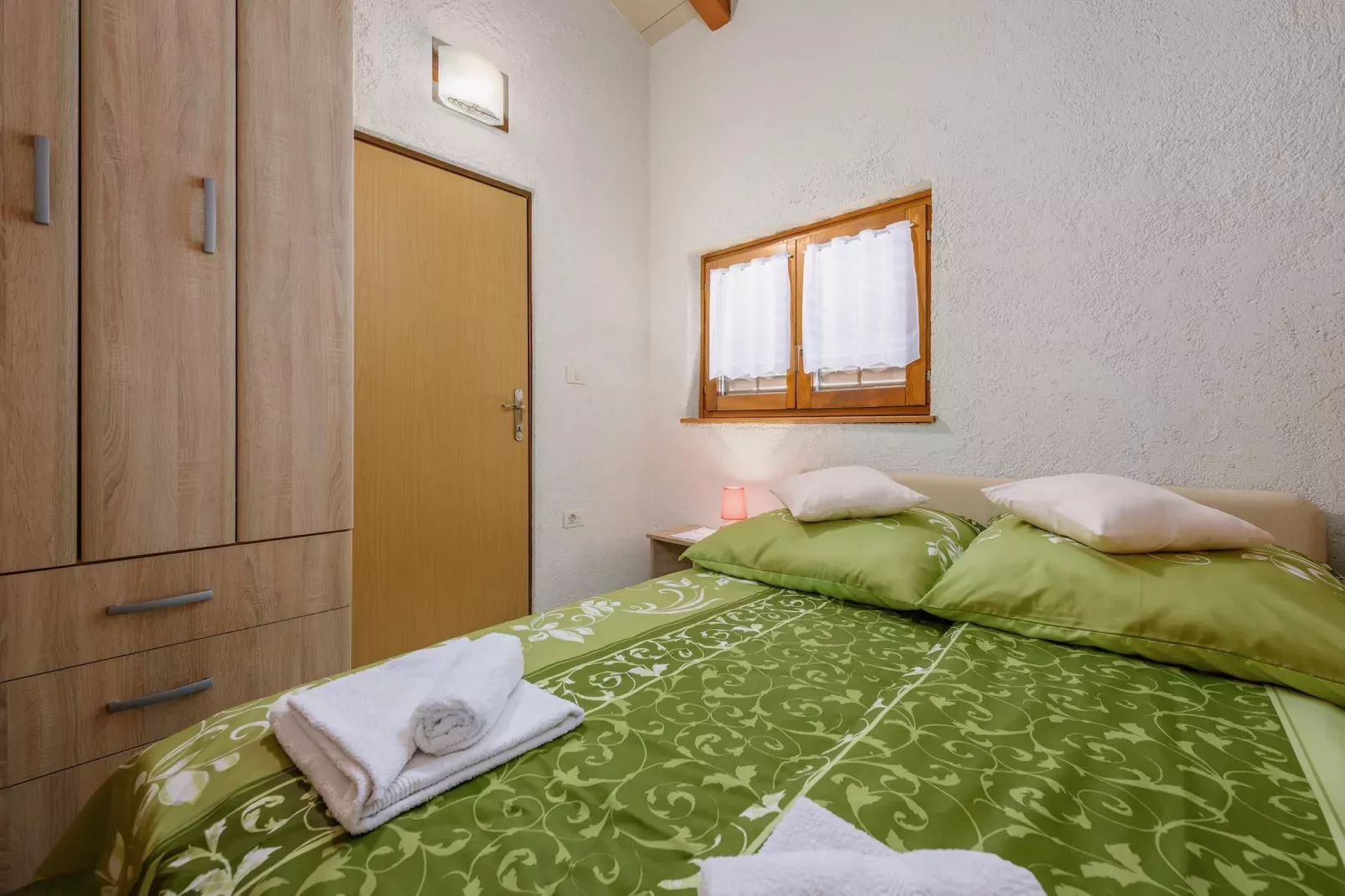 Apartment Milena- Visnjan with pool-Bedroom