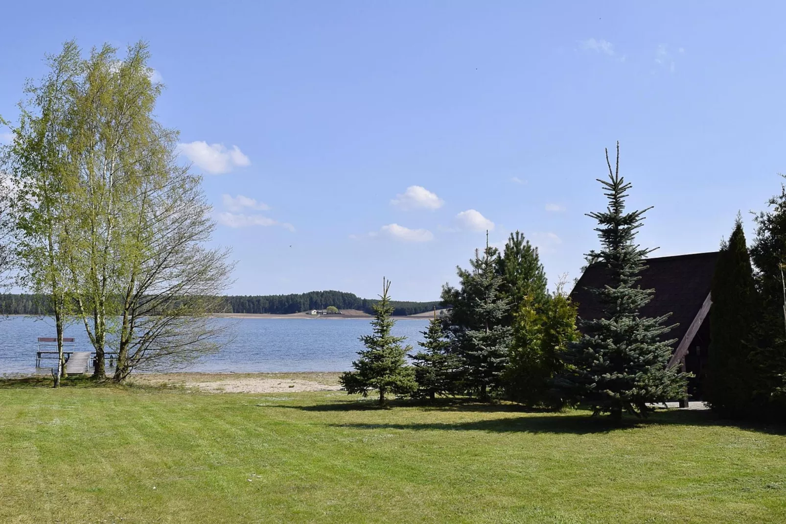 Holiday home at the lake in Kiedrowice-Areas summer 1km