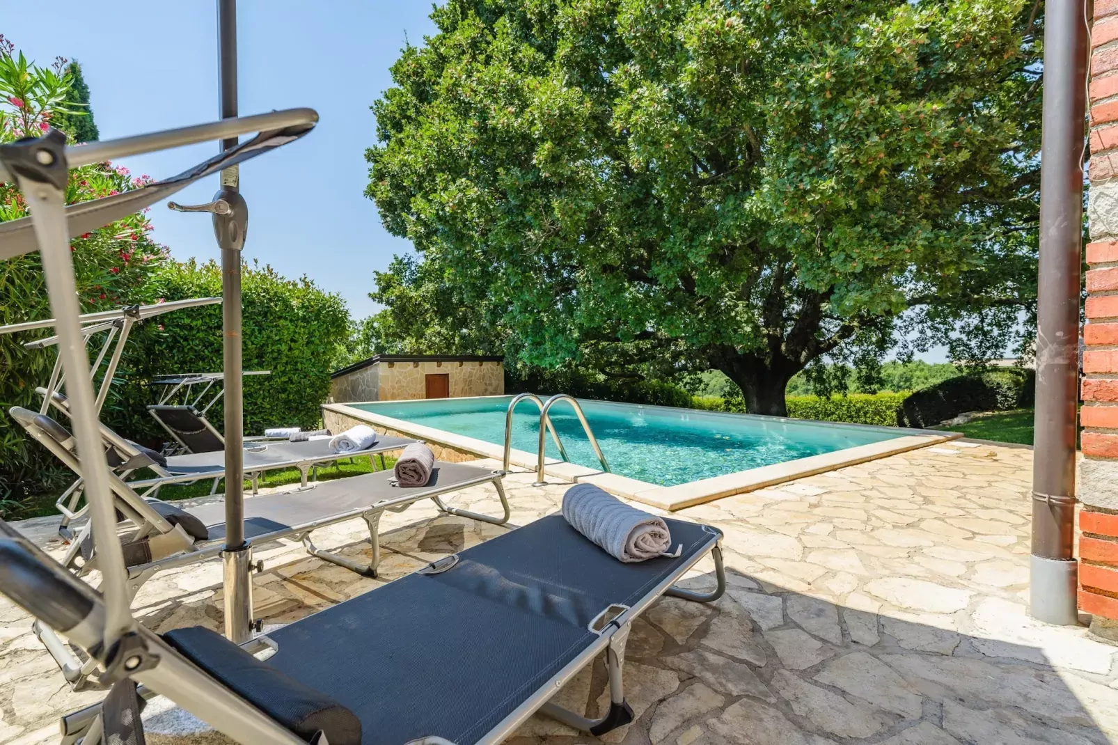 Villa Hrast Bacva-Facilities