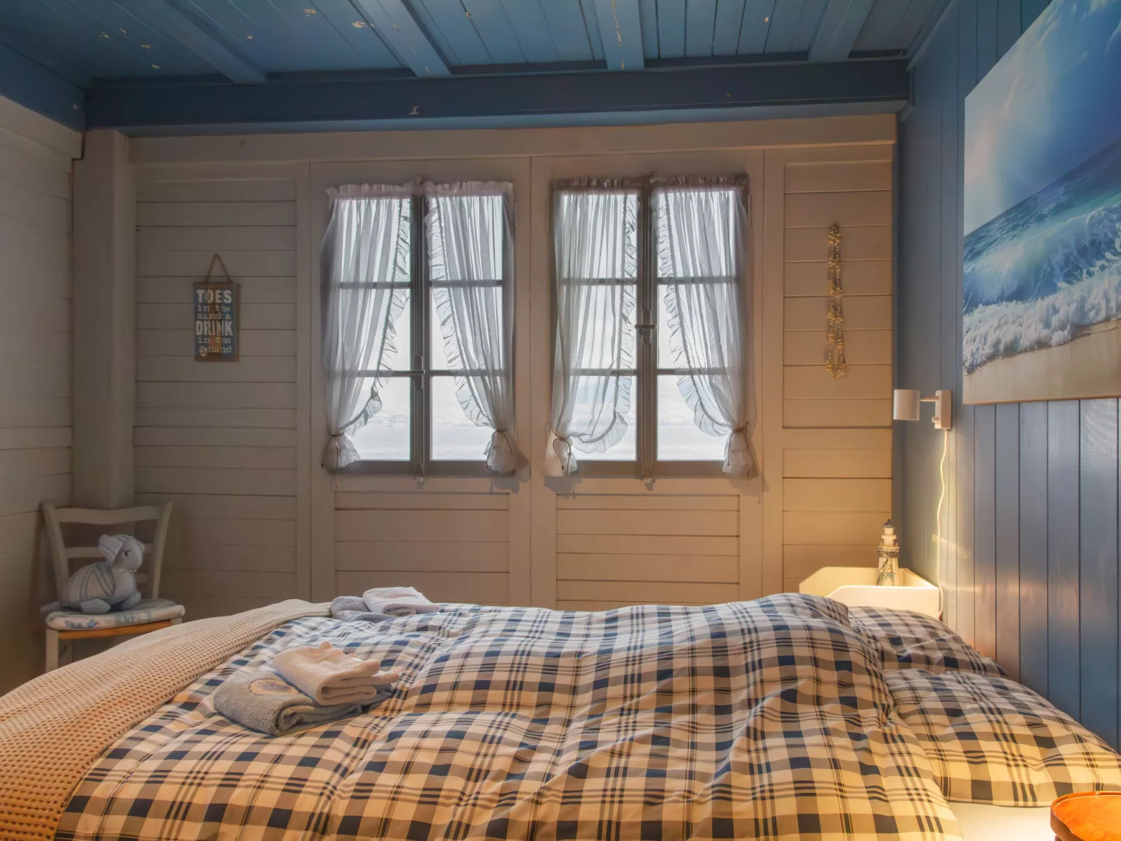 Le Cabanon-Inside