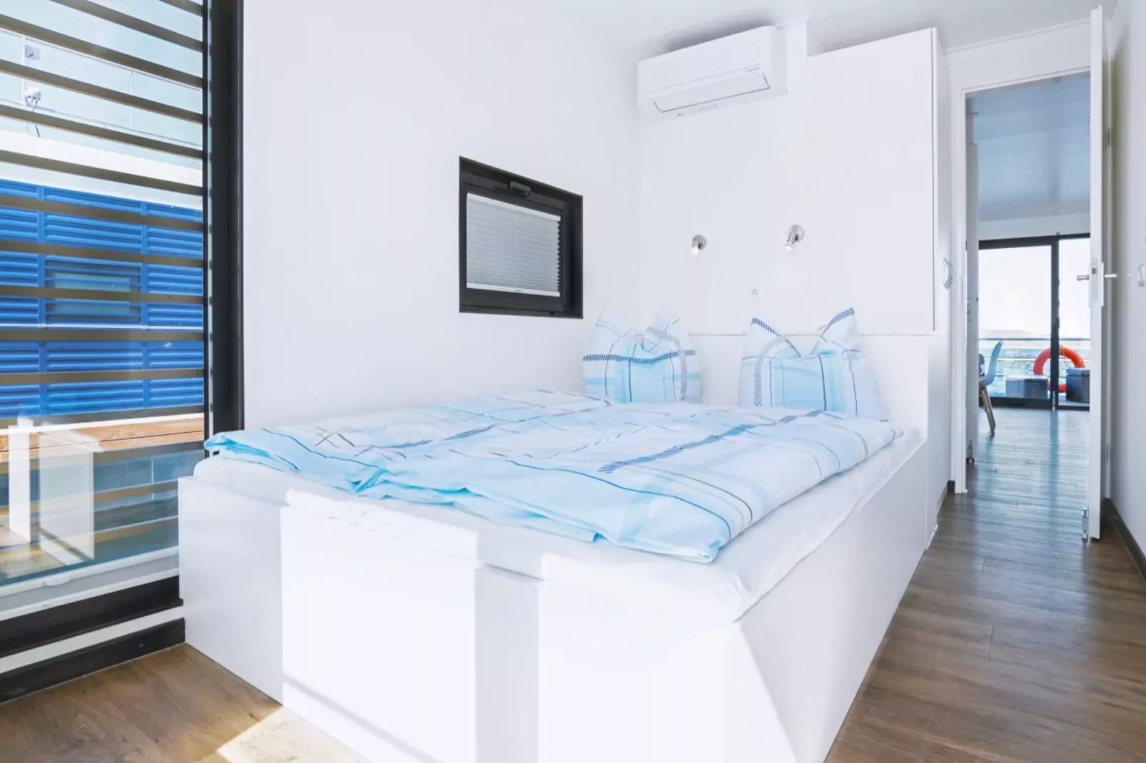 Floating 44 - LP 6 / 1-2 Personen-Schlafzimmer